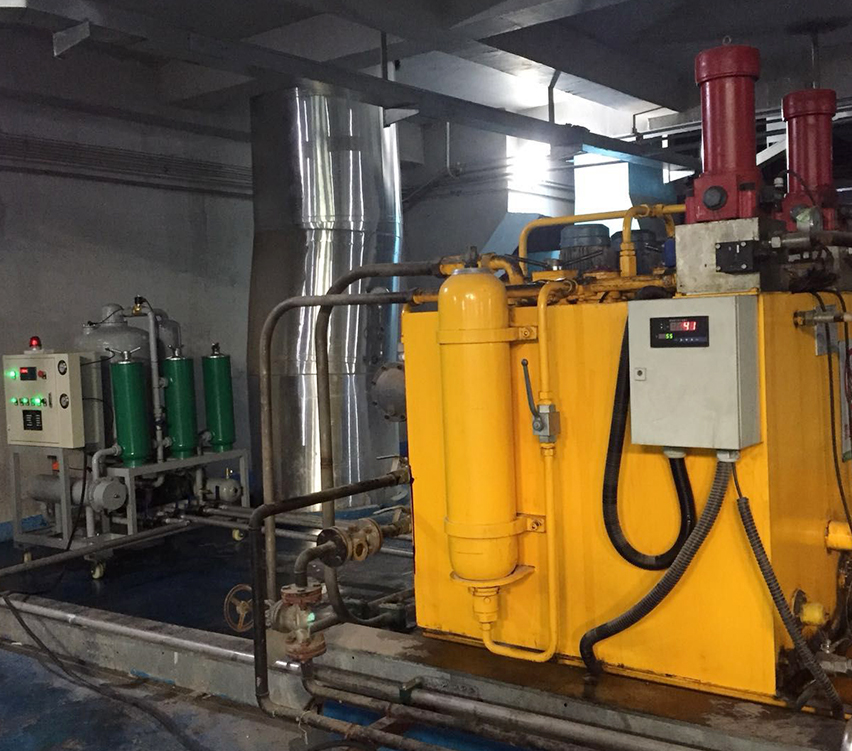 瀘州垃圾發(fā)電廠濾油機(jī)現(xiàn)場